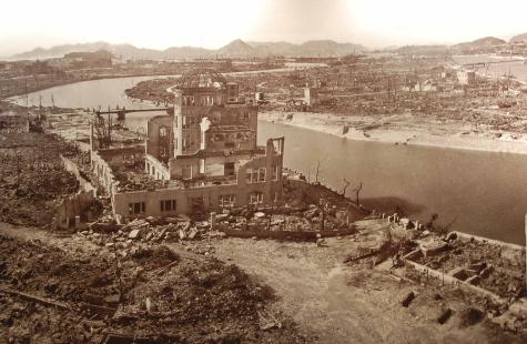 A picture of a picture, taken at the Hiroshima Peace Memorial museum. It displays the destruction brought about by the atomic bomb in Hiroshima.