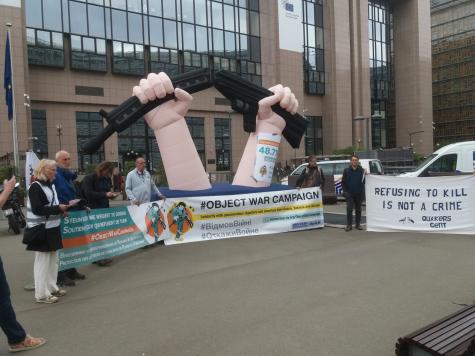 A protest in Brussels in support of Russian, Ukrainian and Belarusian conscientious objectors